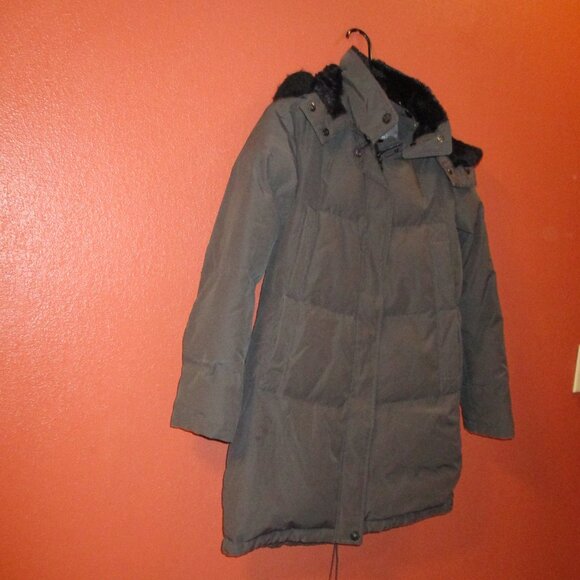 Vince Camuto Woman X Small Full Zip PocketsFeather Down Faux Fur Hooded Coat - Picture 2 of 11